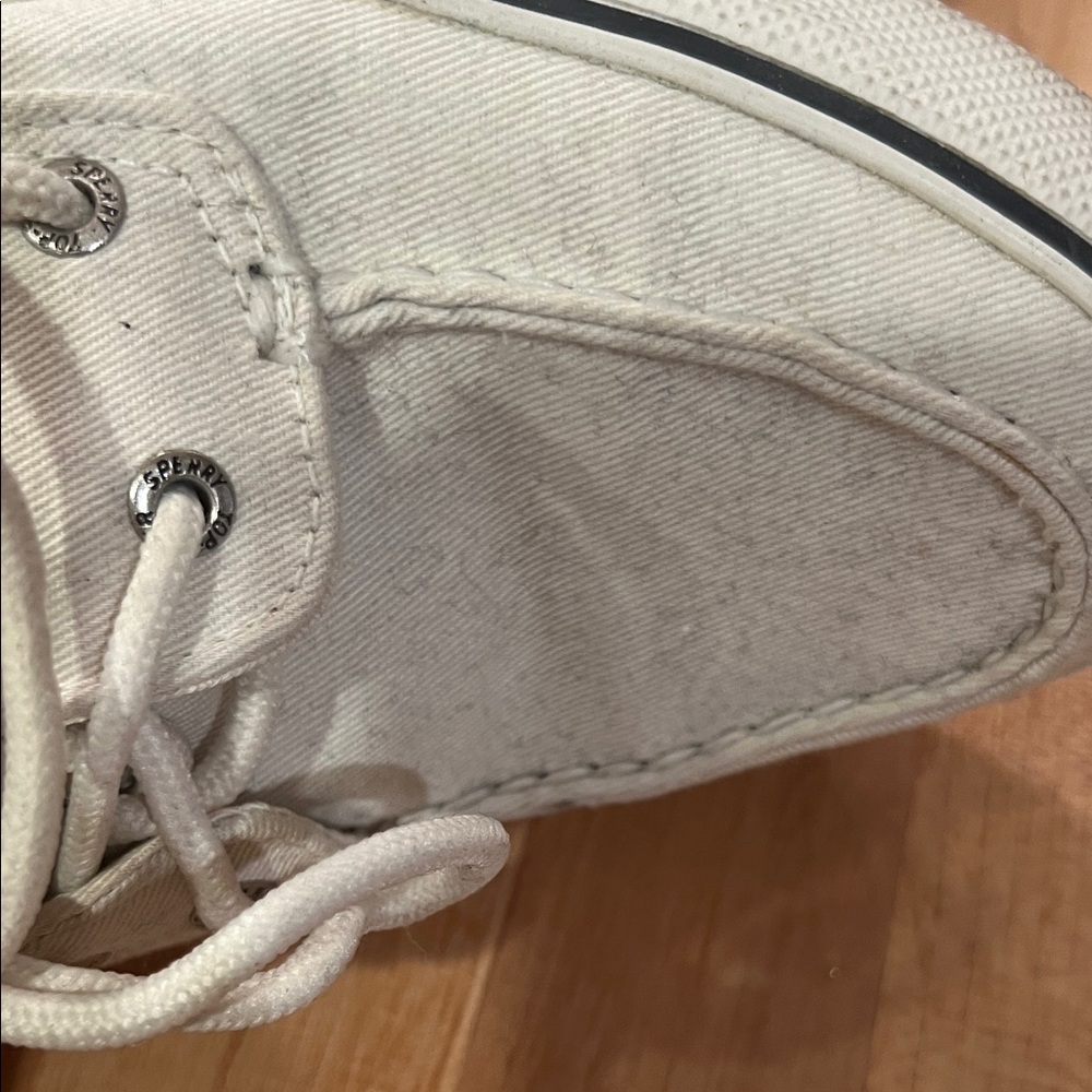 Sperry women’s White Boat Shoes - Picture 6 of 8